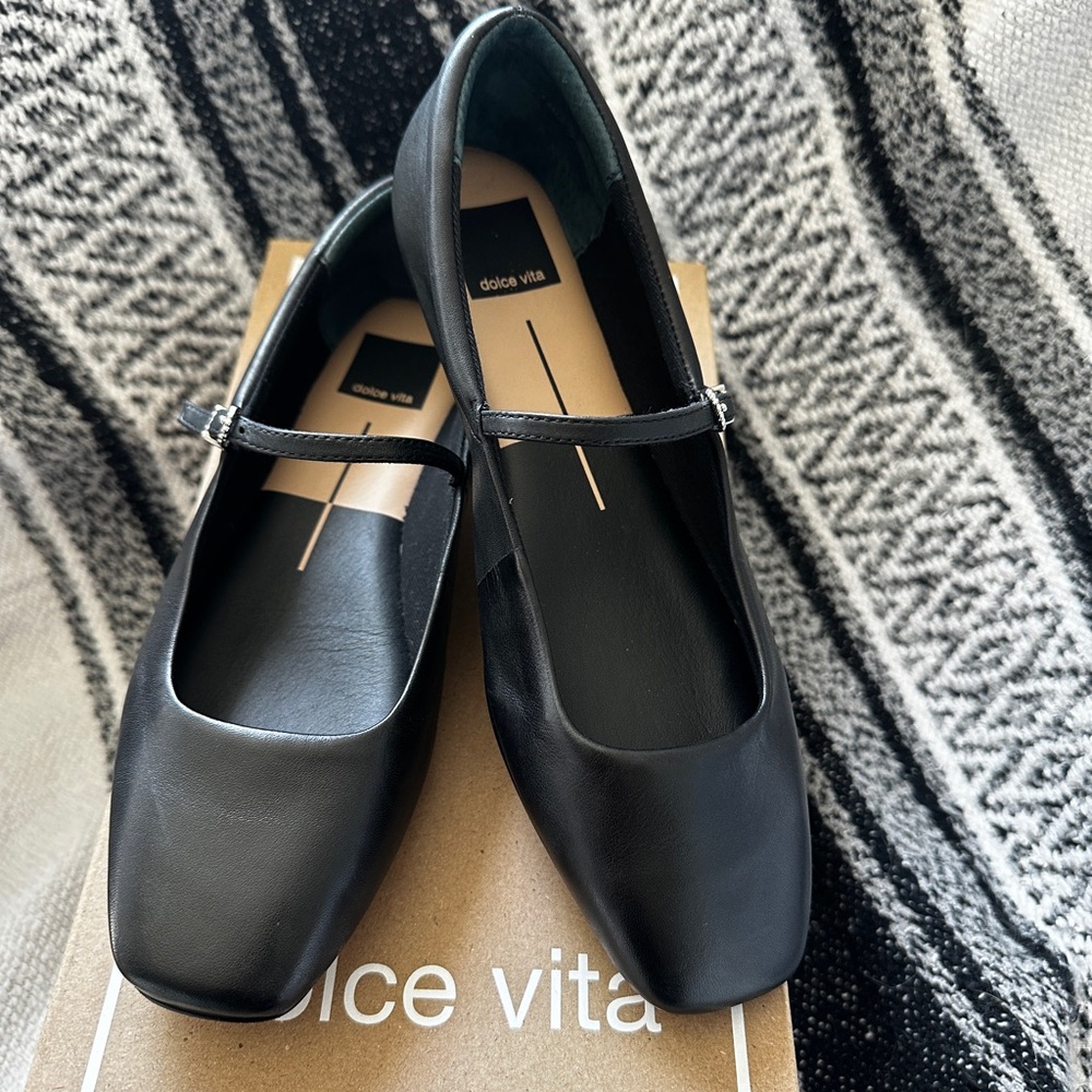 Dolce Vita Black Leather Flats